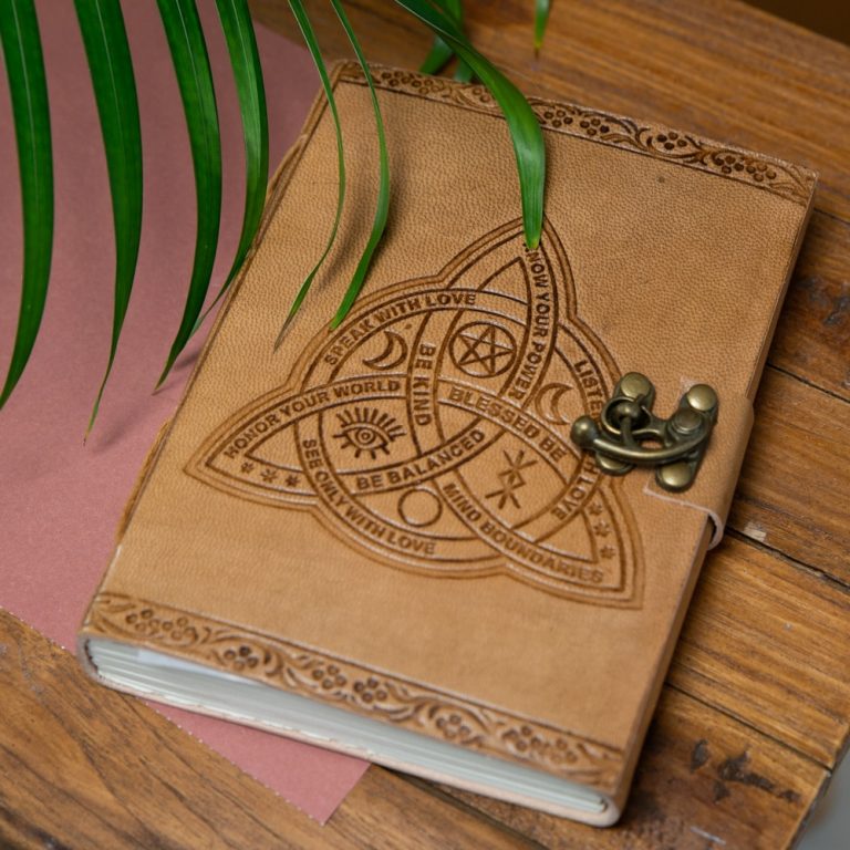 Spiritueel Notitieboekje Leer met Keltische Knoop handgemaakt
